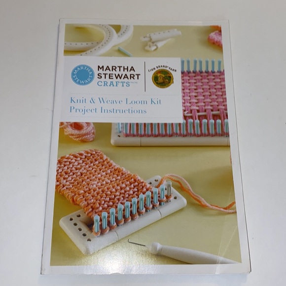 Martha Stewart Knit and Weave Loom Instructional Book does not include kit - Picture 2 of 5